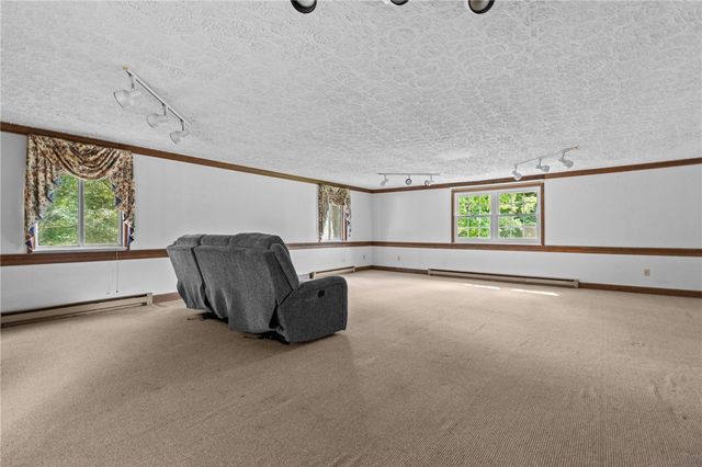 7565 Newbury Road, Bethel Twp, OH 45371