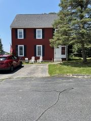 24 Hammock Court, Dracut, MA 01826