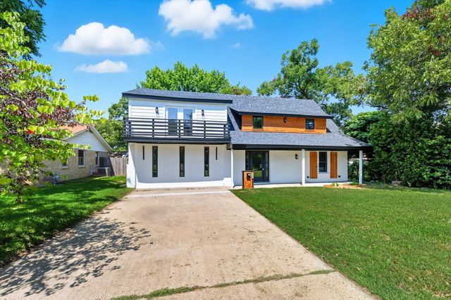 1703 FOSTER Drive, Arlington, TX 76012