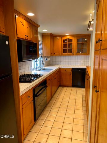 62 66 San Clemente Street, Ventura, CA 93001