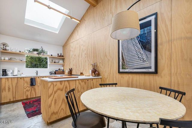 62 66 San Clemente Street, Ventura, CA 93001