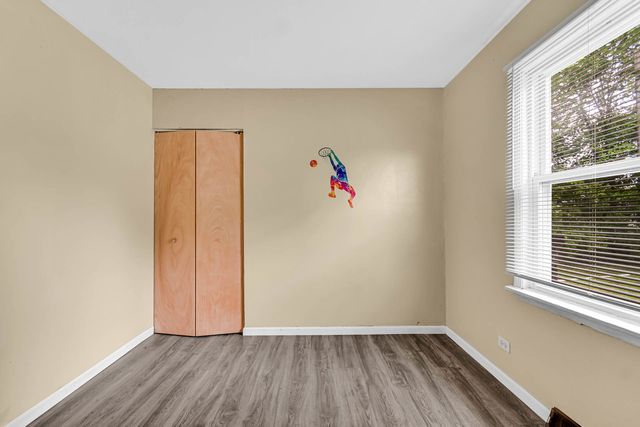 16624 Oxford Drive, Markham, IL 60428