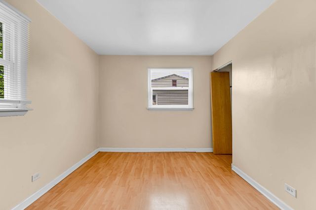 16624 Oxford Drive, Markham, IL 60428