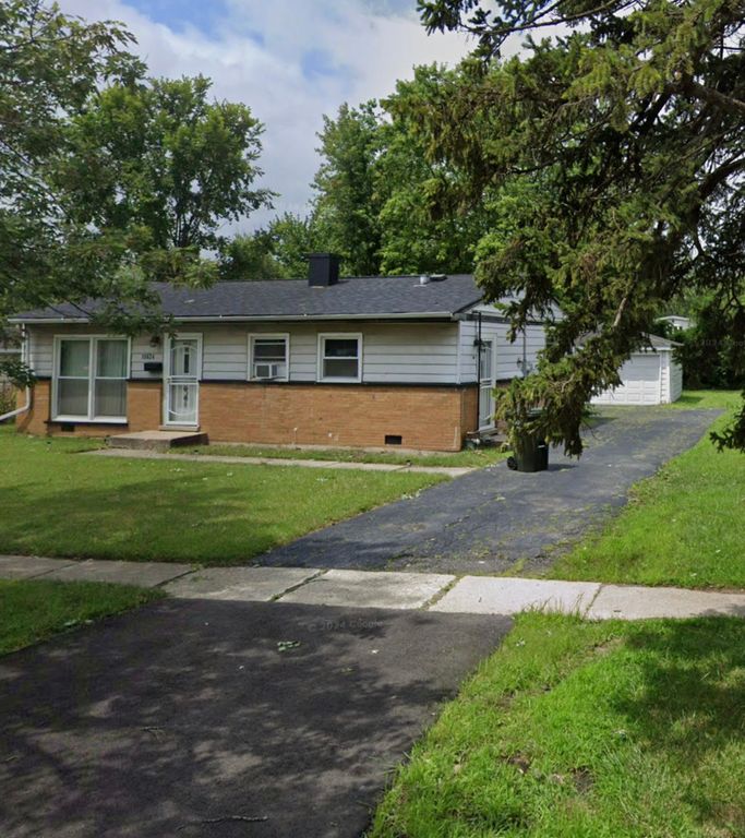 16624 Oxford Drive, Markham, IL 60428