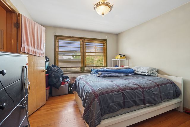 6972 W Belmont Avenue 4, Chicago, IL 60634