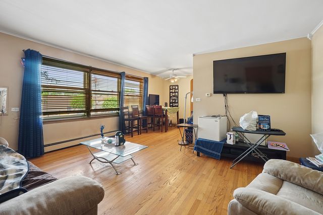 6972 W Belmont Avenue 4, Chicago, IL 60634