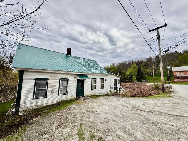 23 River Road, Stowe, VT 05672