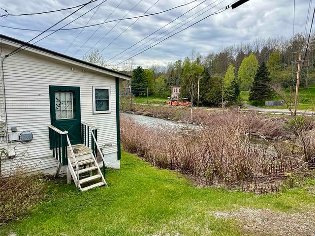 23 River Road, Stowe, VT 05672
