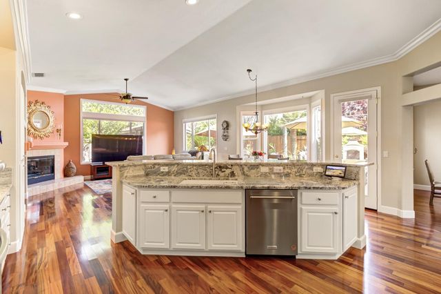 516 Rye Ct, Roseville, CA 95747