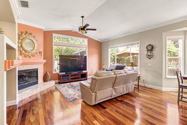 516 Rye Ct, Roseville, CA 95747