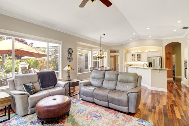 516 Rye Ct, Roseville, CA 95747