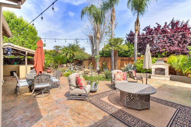 516 Rye Ct, Roseville, CA 95747