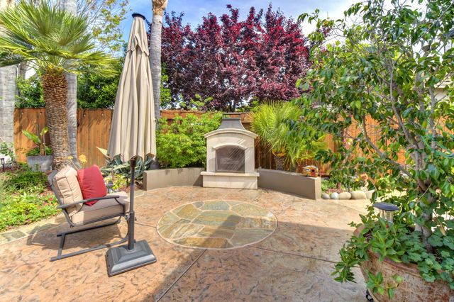 516 Rye Ct, Roseville, CA 95747