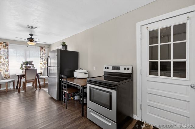 108 Maple Street, Locust Grove, OK 74352
