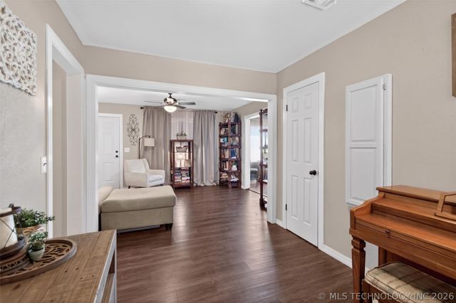 108 Maple Street, Locust Grove, OK 74352