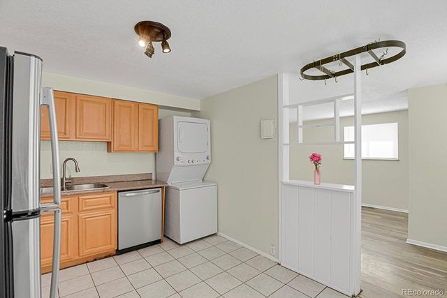 412 Dayton Street, Aurora, CO 80010