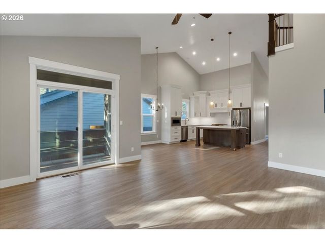 1624 YORK BUTTE Ave, Salem, OR 97301