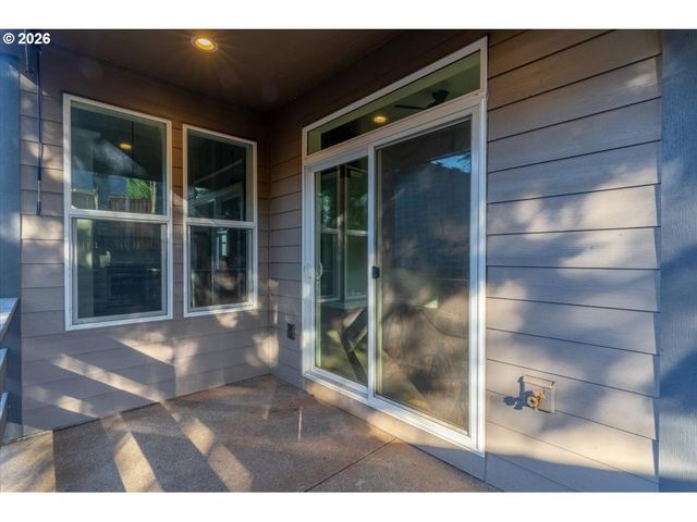 1624 YORK BUTTE Ave, Salem, OR 97301