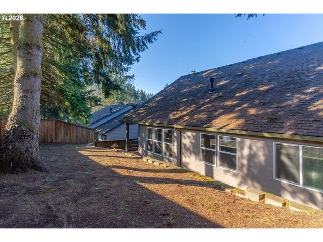 1624 YORK BUTTE Ave, Salem, OR 97301