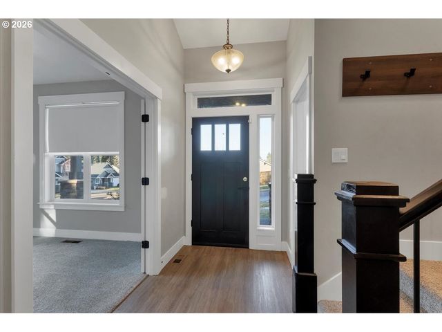 1624 YORK BUTTE Ave, Salem, OR 97301