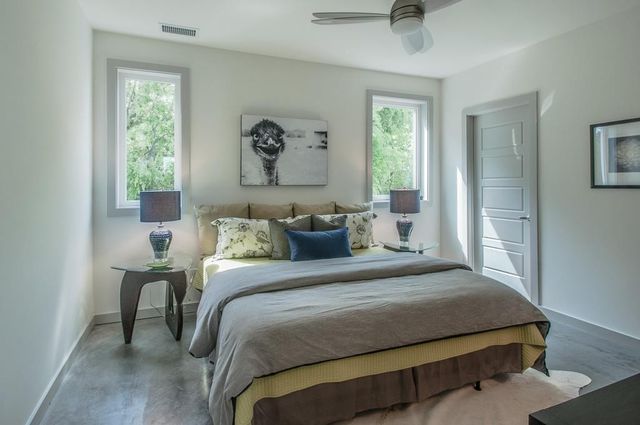 727 Cleo Miller Dr, Nashville, TN 37206