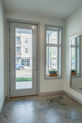 727 Cleo Miller Dr, Nashville, TN 37206