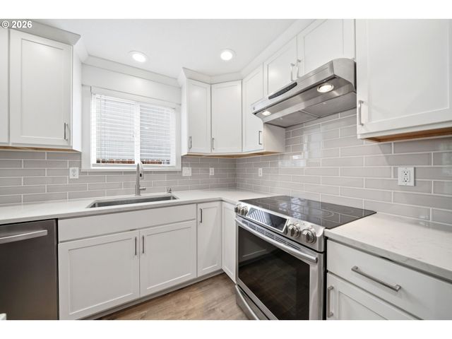 16409 Ne 79TH St, Vancouver, WA 98682