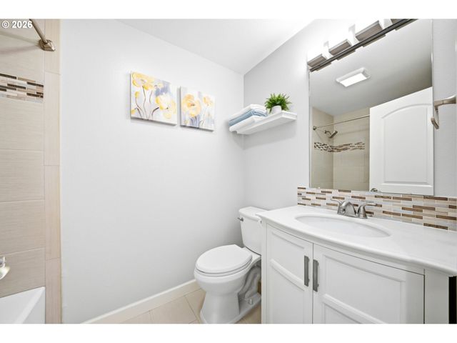 16409 Ne 79TH St, Vancouver, WA 98682