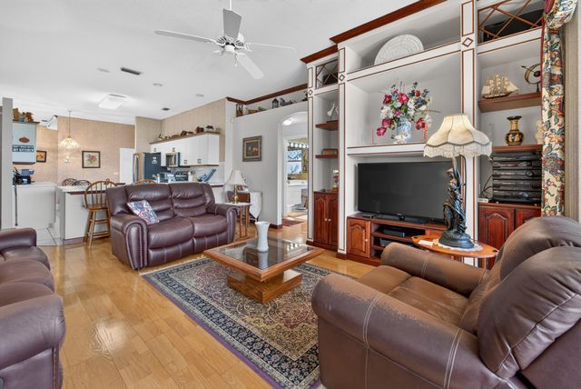 562 NW Lambrusco Drive, Port St. Lucie, Port St Lucie, FL 34986