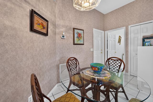 562 NW Lambrusco Drive, Port St. Lucie, Port St Lucie, FL 34986