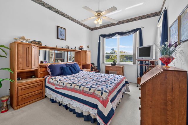 562 NW Lambrusco Drive, Port St. Lucie, Port St Lucie, FL 34986