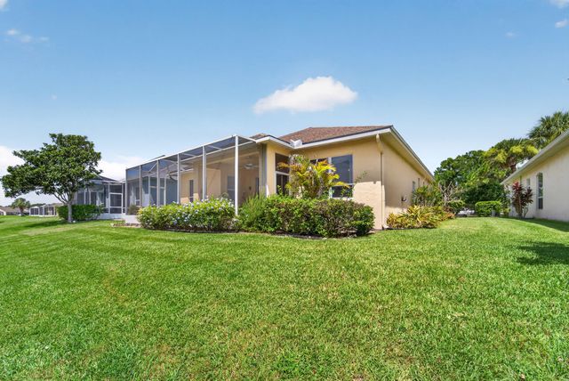 562 NW Lambrusco Drive, Port St. Lucie, Port St Lucie, FL 34986