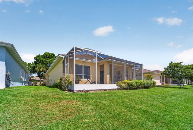 562 NW Lambrusco Drive, Port St. Lucie, Port St Lucie, FL 34986