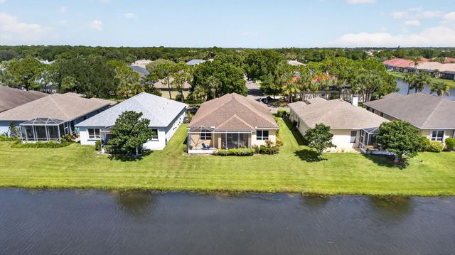 562 NW Lambrusco Drive, Port St. Lucie, Port St Lucie, FL 34986