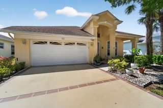 562 NW Lambrusco Drive, Port St. Lucie, Port St Lucie, FL 34986