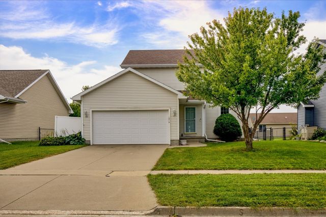 1216 SW 4th Street, Grimes, IA 50111