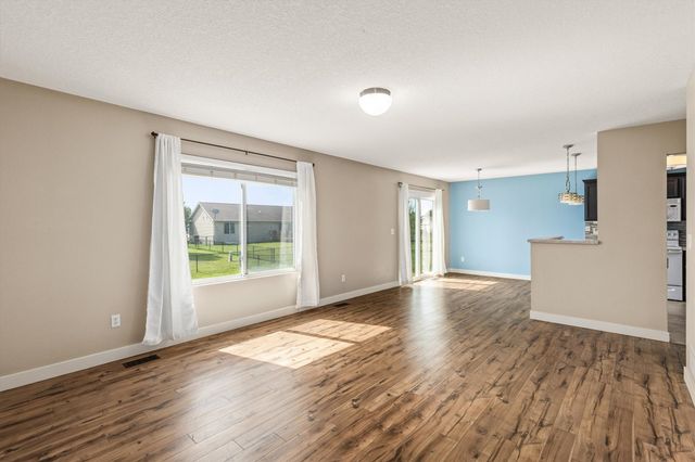 1216 SW 4th Street, Grimes, IA 50111