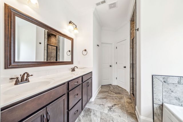 1045 Pitt Ln, Clarksville, TN 37043