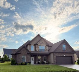 1045 Pitt Ln, Clarksville, TN 37043