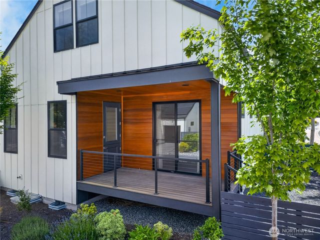 3914 Crosswinds Court, Anacortes, WA 98221