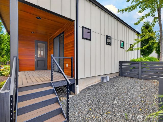 3914 Crosswinds Court, Anacortes, WA 98221