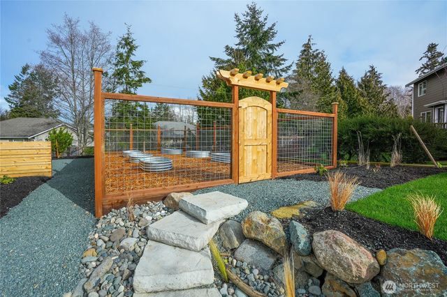 3914 Crosswinds Court, Anacortes, WA 98221