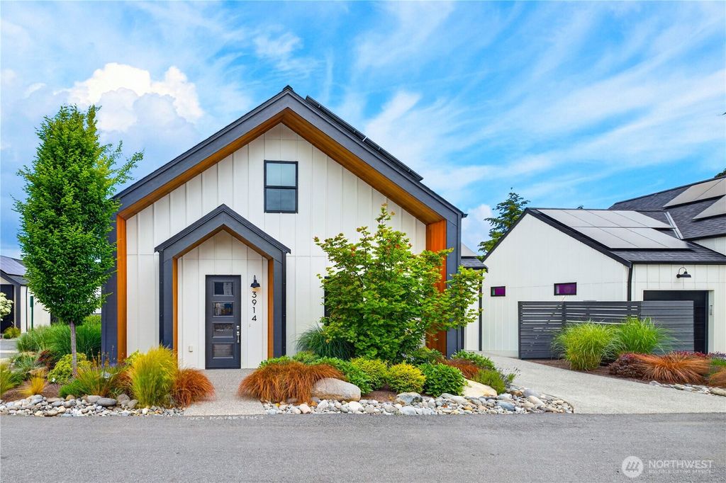 3914 Crosswinds Court, Anacortes, WA 98221