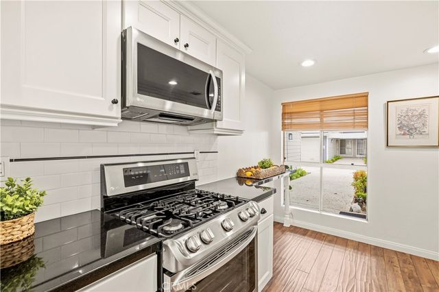 18150 Andrea Circle S 1, Northridge, CA 91325