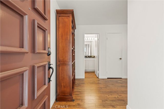 18150 Andrea Circle S 1, Northridge, CA 91325