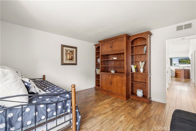 18150 Andrea Circle S 1, Northridge, CA 91325