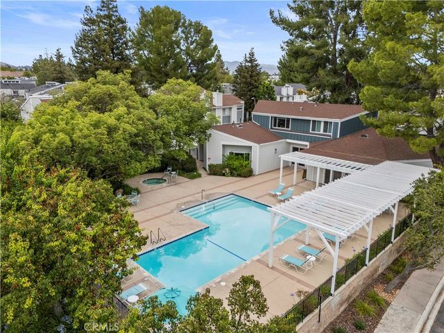 18150 Andrea Circle S 1, Northridge, CA 91325