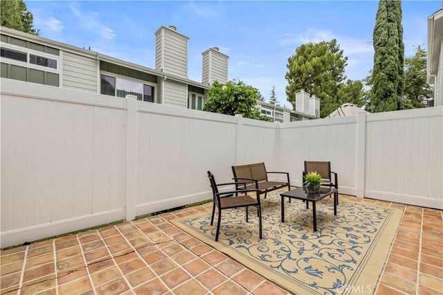 18150 Andrea Circle S 1, Northridge, CA 91325