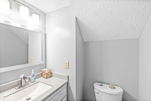 564 Zephyr Way, Westfield, IN 46074