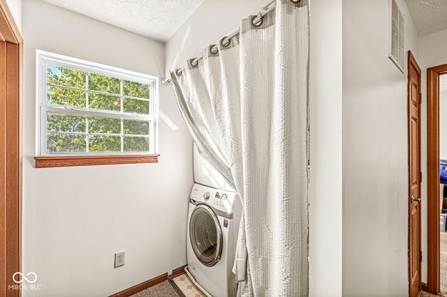 564 Zephyr Way, Westfield, IN 46074